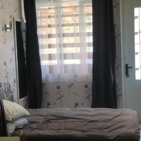 Appartment In Old Tbs, Near Holy Trinity Cathedral Tbilisi Bagian luar foto