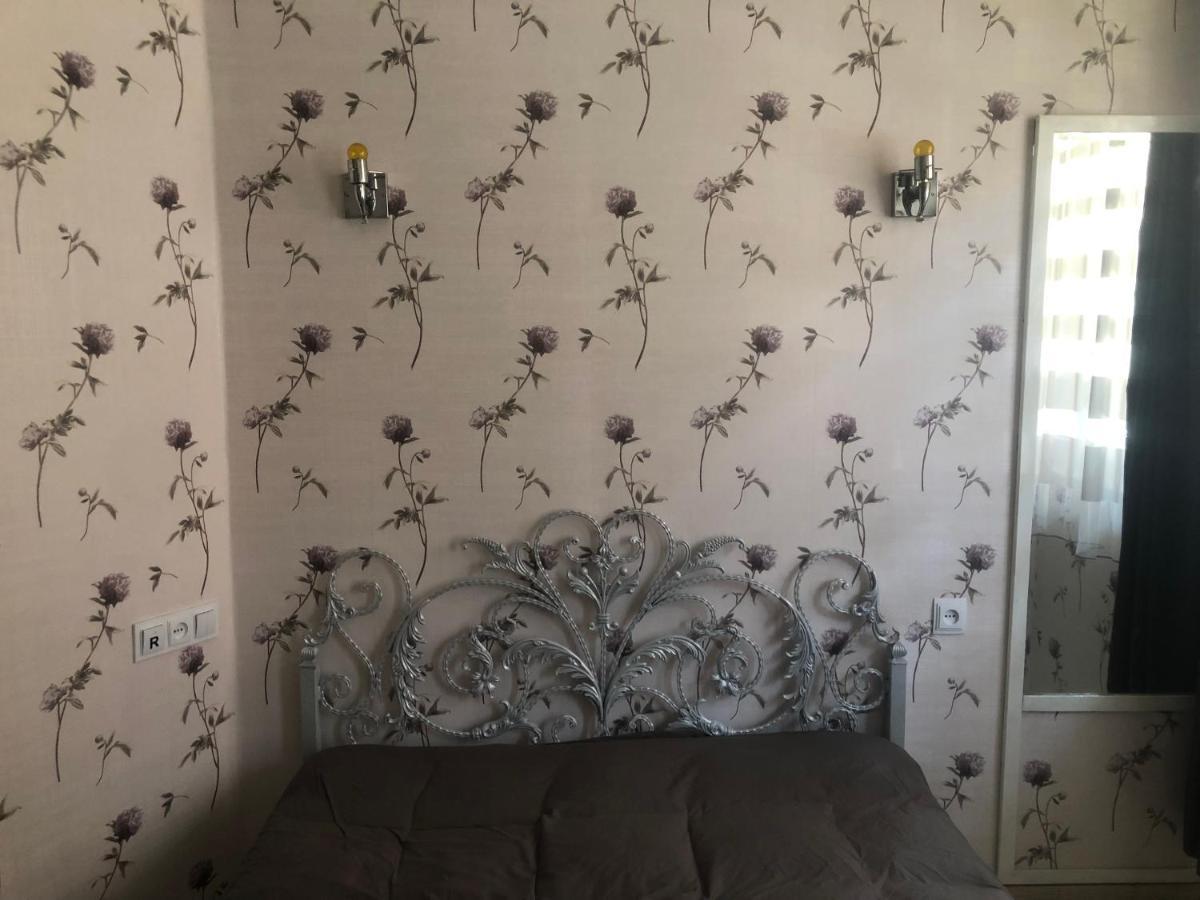 Appartment In Old Tbs, Near Holy Trinity Cathedral Tbilisi Bagian luar foto
